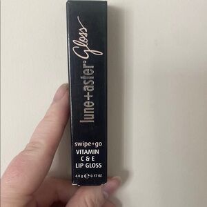 Lune and Aster Lip Gloss shade Activist